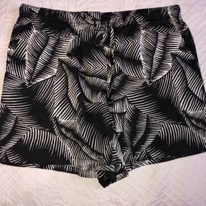 Gap Shorts sz M